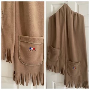 Women’s “Paris” Fleece Wrap